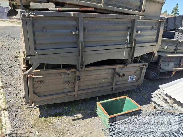 Skrzynia ładunkowa płaska 673.00.206 (do samochodu STAR-266) – pakiet zawierający 2 szt. 